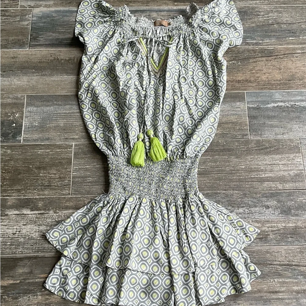 Stylish Gray Patterned Dress - Picture 3 of 8